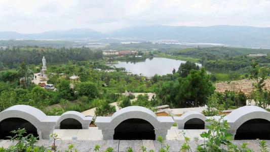 如何選擇曲靖公墓中的風(fēng)水福地？